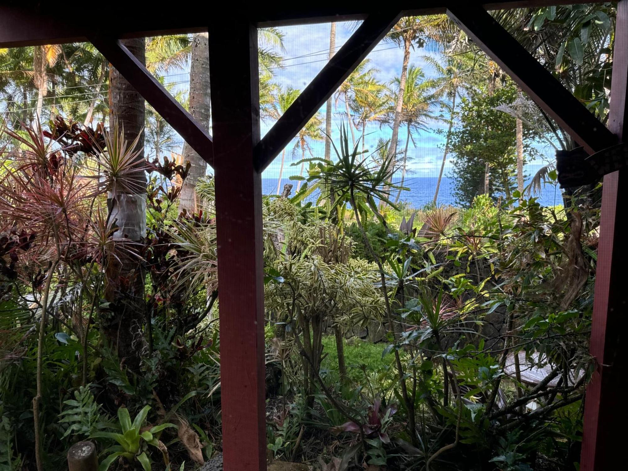 The Bali House And Cottage At Kehena Beach Hawaii Exterior foto